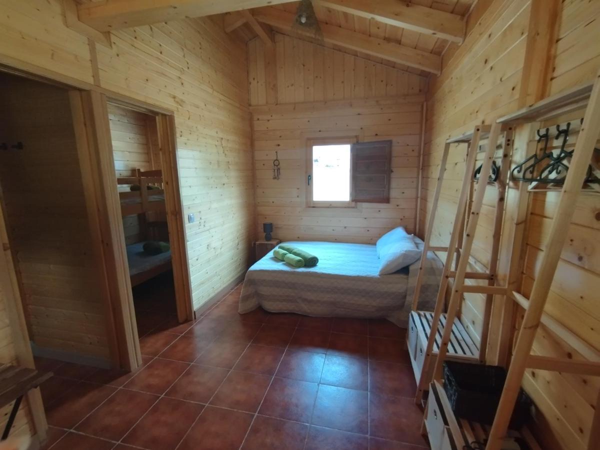 Camping La Zarapica - Palacios Del Sil Luaran gambar