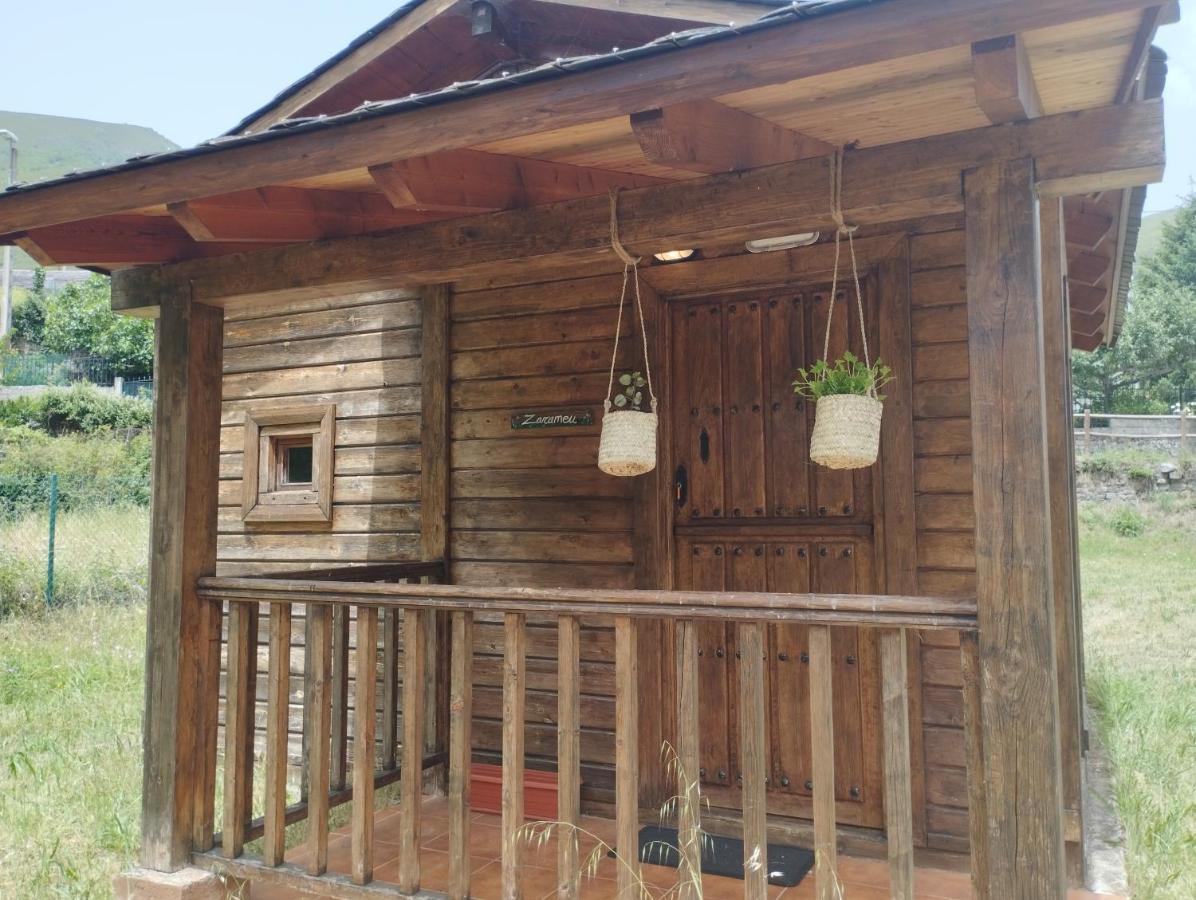 Camping La Zarapica - Palacios Del Sil Luaran gambar