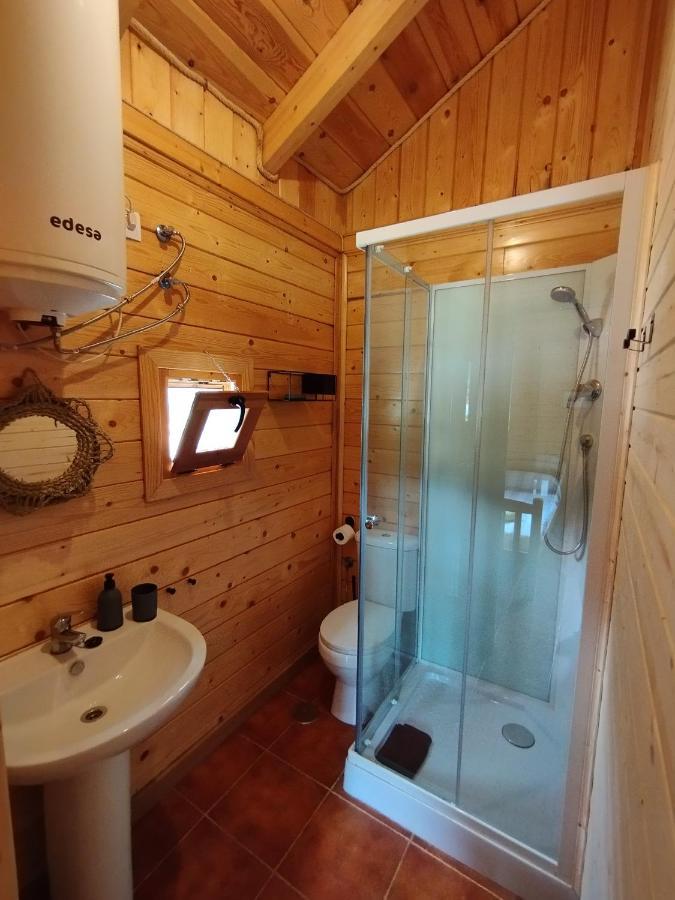Camping La Zarapica - Palacios Del Sil Luaran gambar